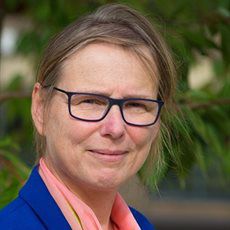 Bettina Wolf