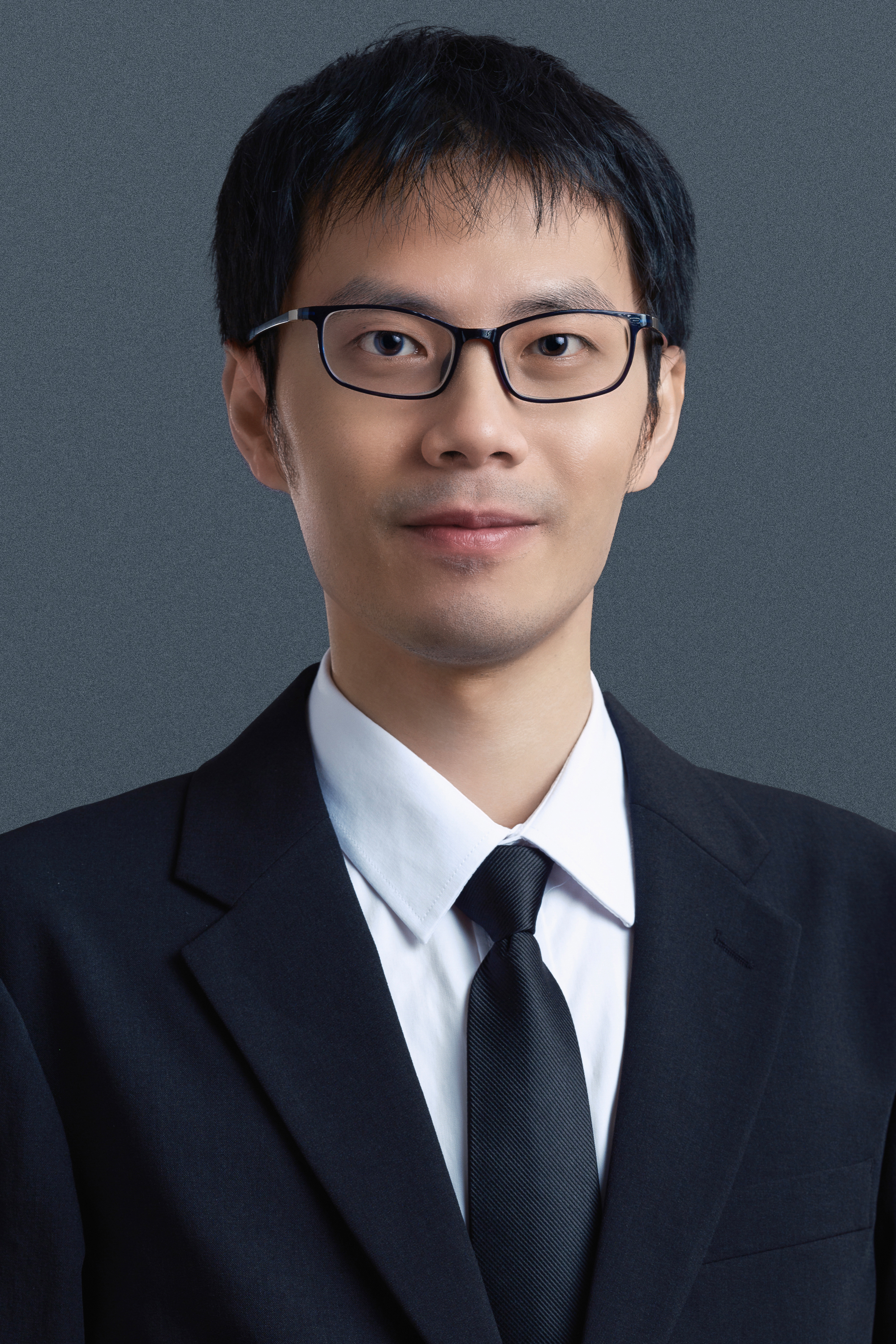 Xintao He