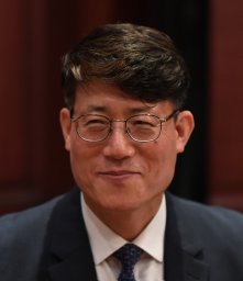 Yong-Ill Lee
