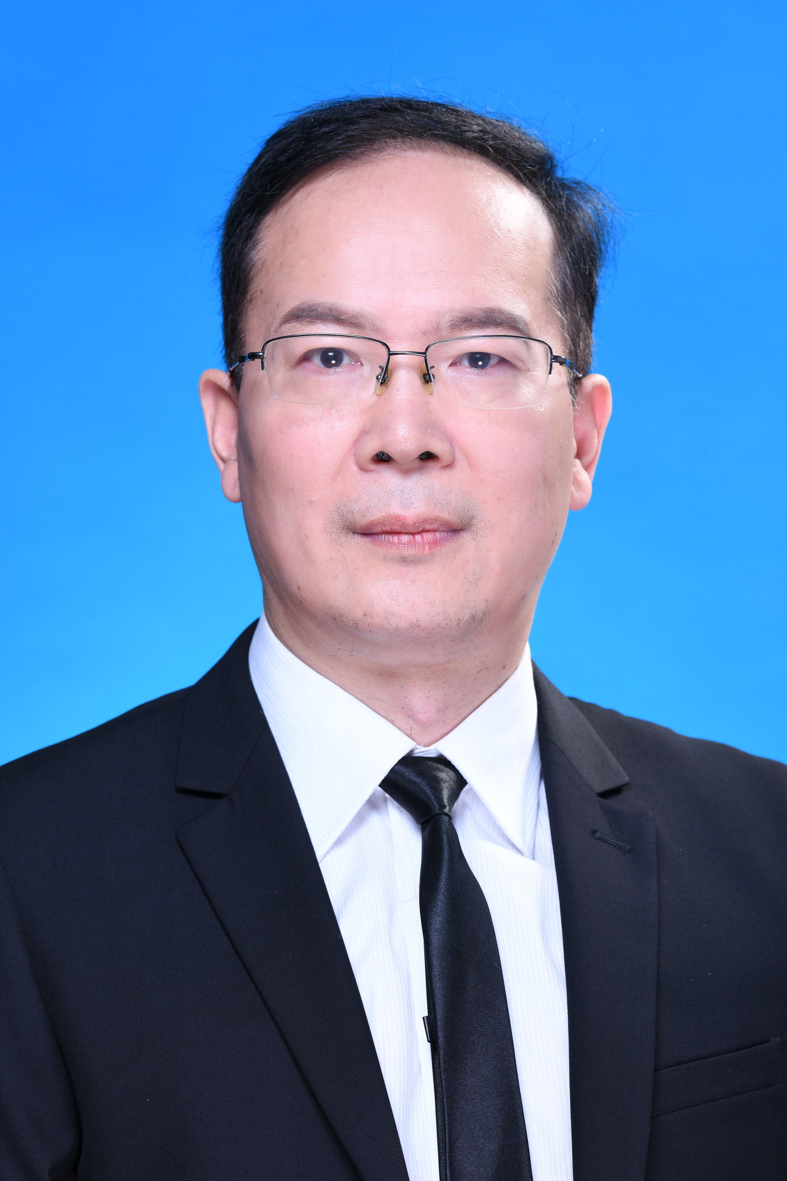 Guoqiang Xu