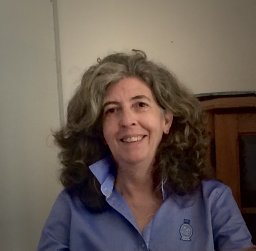 Paula Correia Tavares