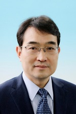 Yinchang Feng