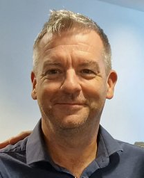 Peter Mackelworth
