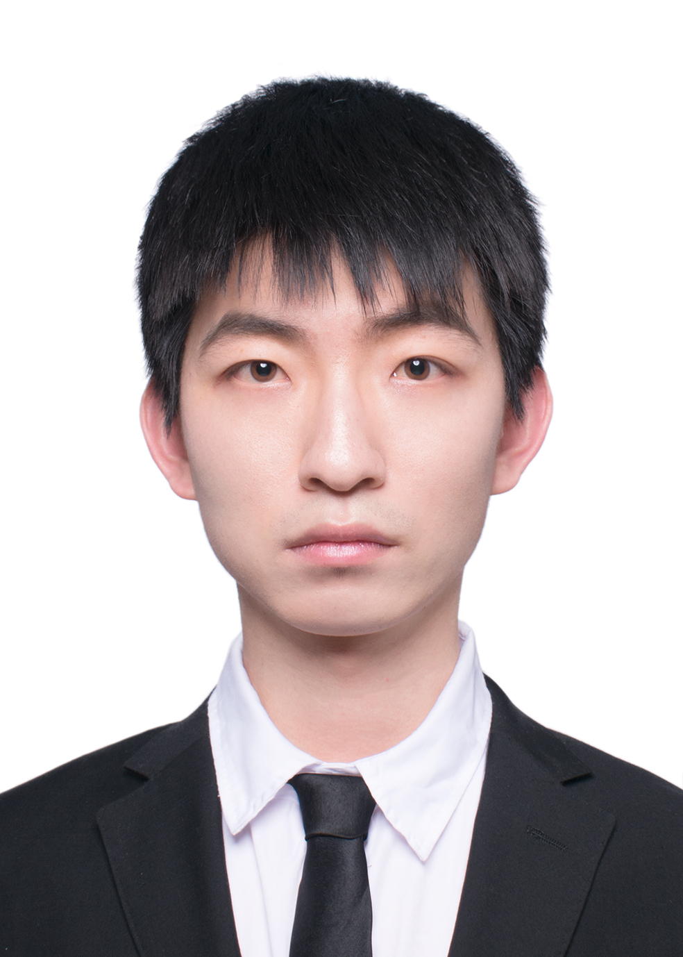 Xinyu Tong