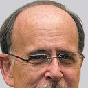 Eric J Russell