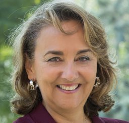 Adela Muñoz-Páez