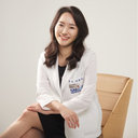 Yunjin Lee
