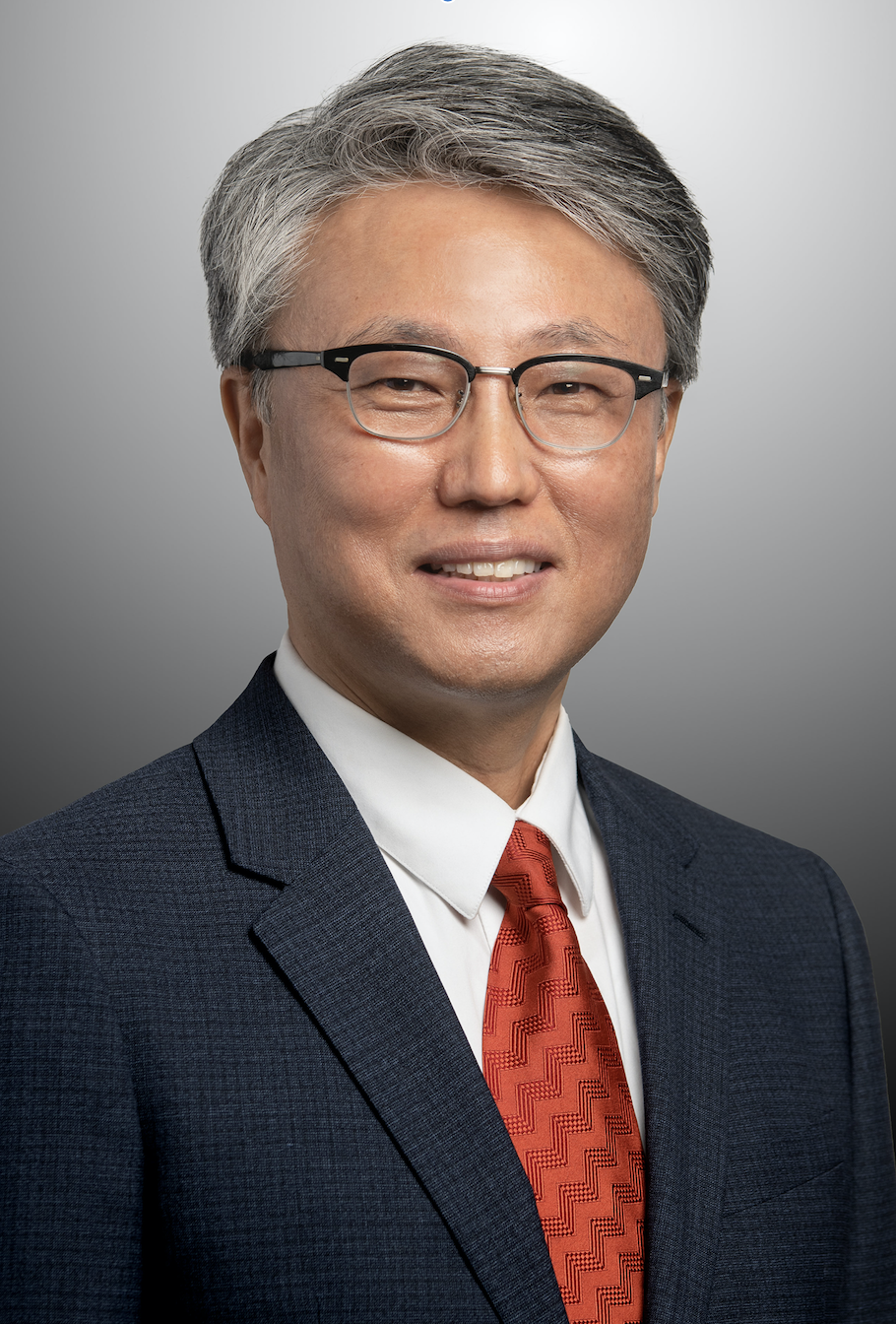 Eun-Woo Chang