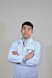 Poom Chompoosri