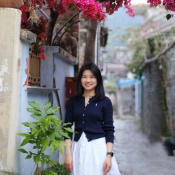Yujie Yang