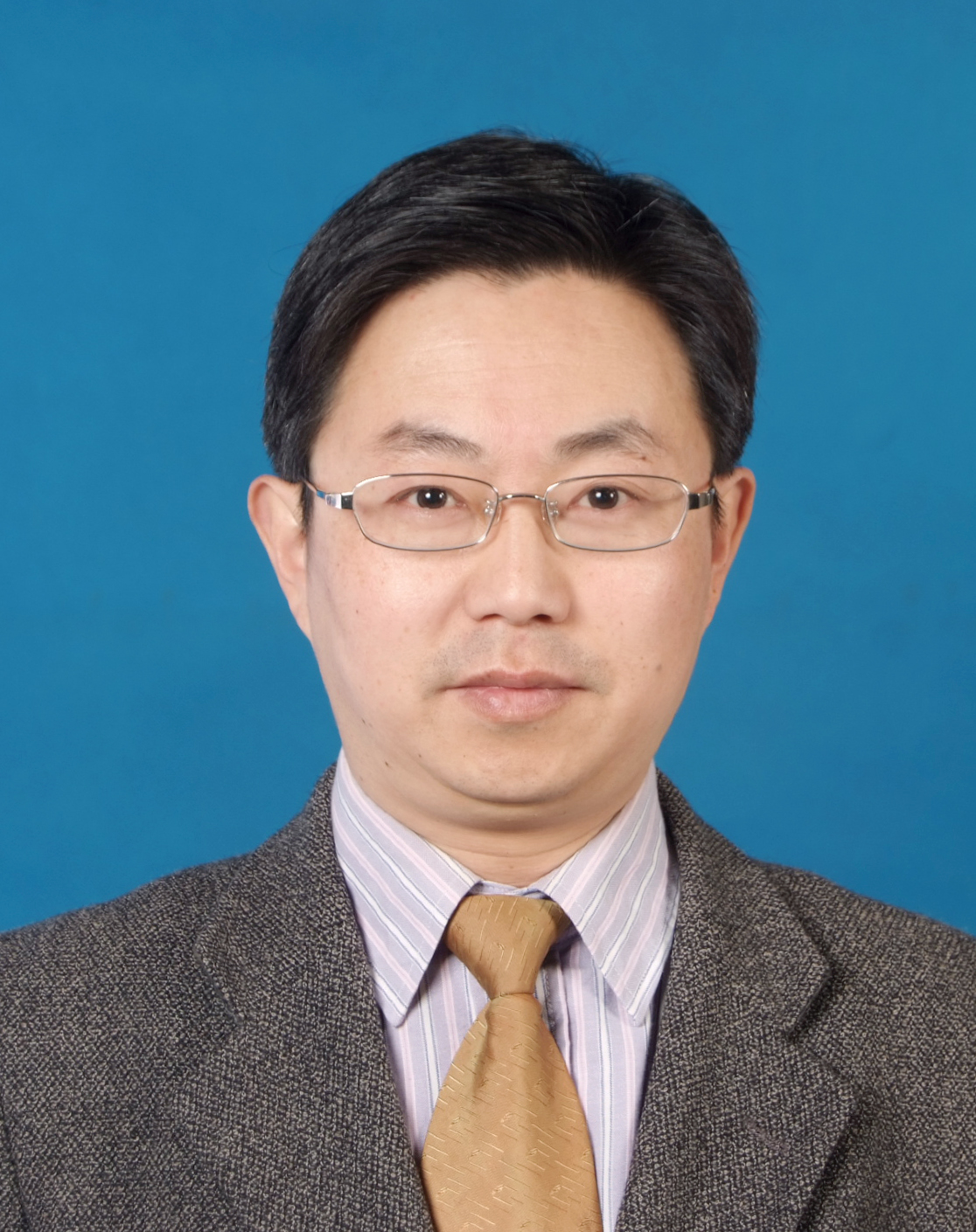 Erjun Wu