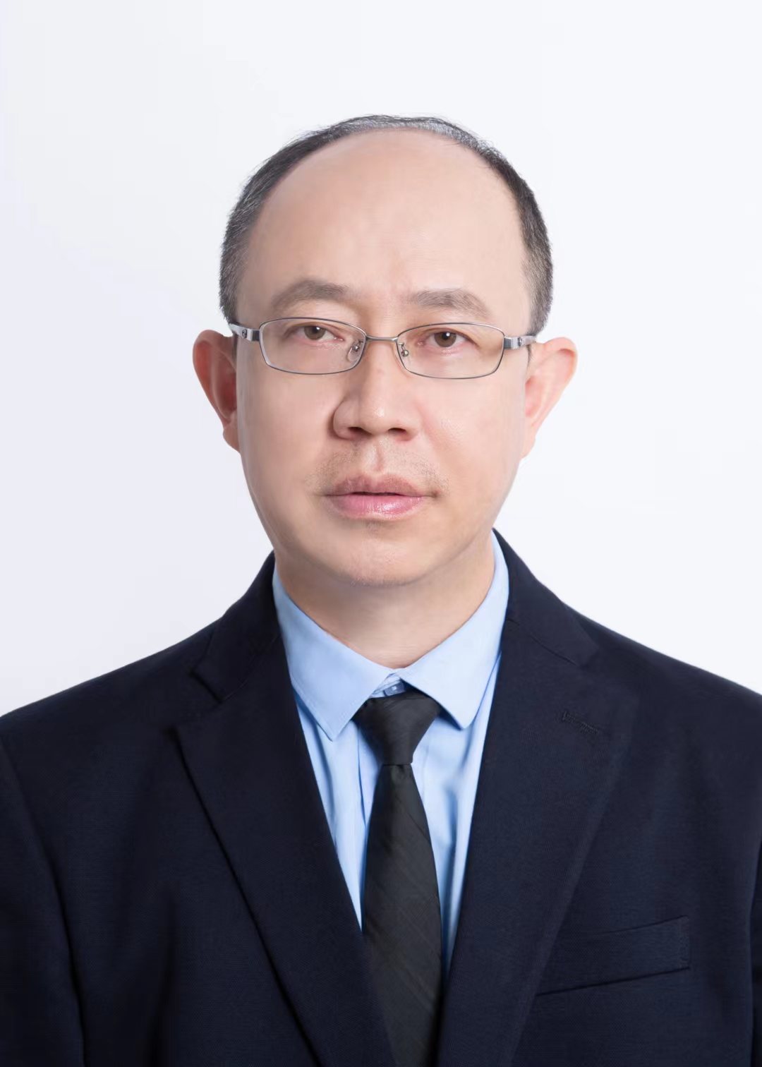 Yonggang Li