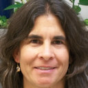 Lisa D Hahner