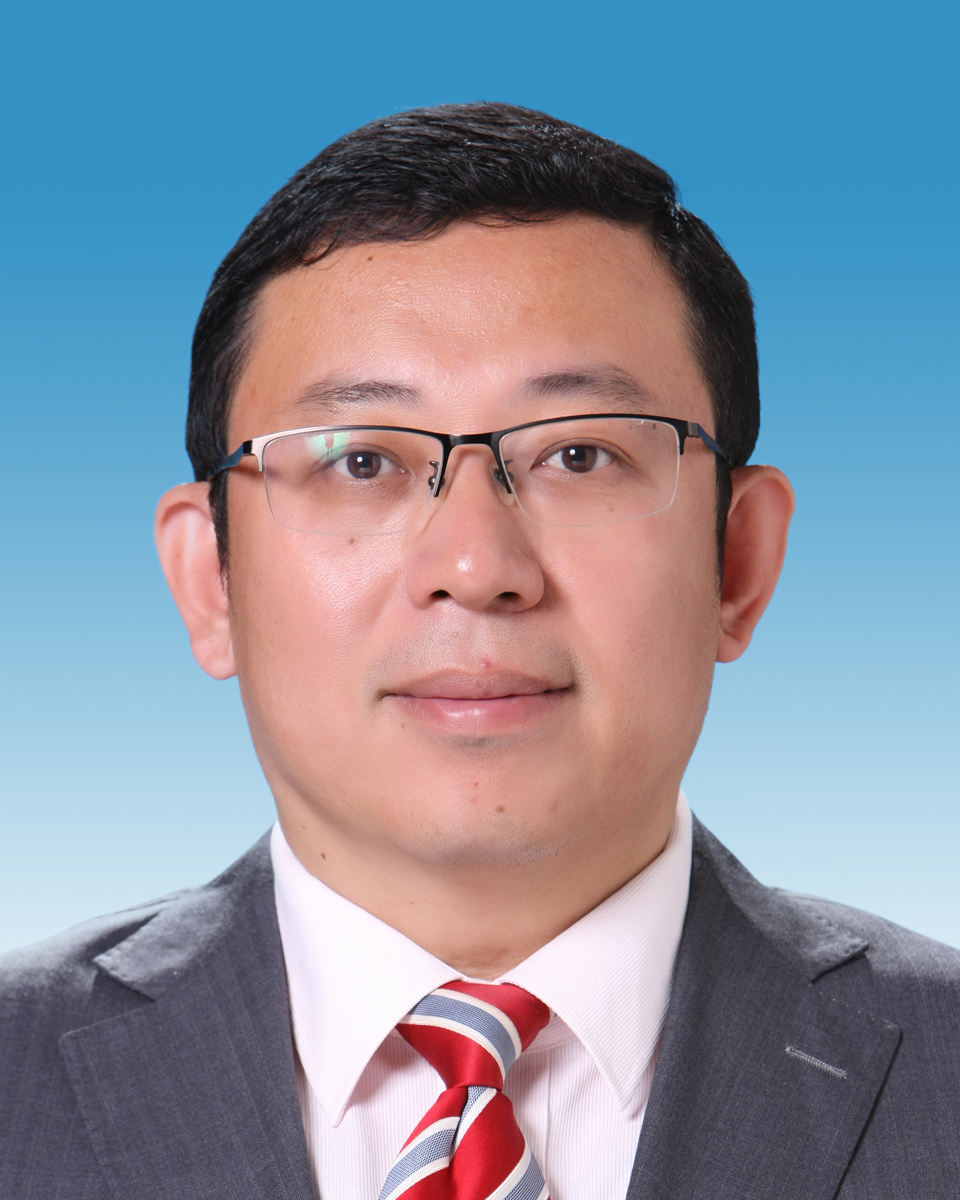Yingbin He