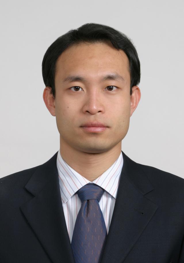 Zhe Zhang