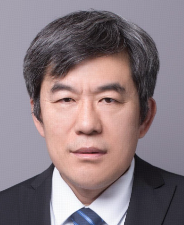 Xinqiang Wang