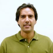 Mitre Costa Dourado