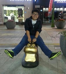 Yun-Soo Lee