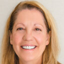 Suzanne M McMurphy