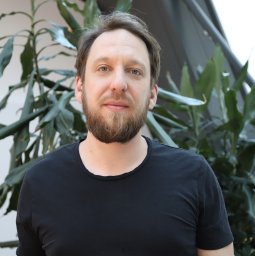 Daniel Thilo Schroeder