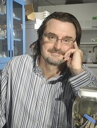 Nicholas Mandrak