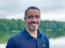 Mauricio Flores Carvalho