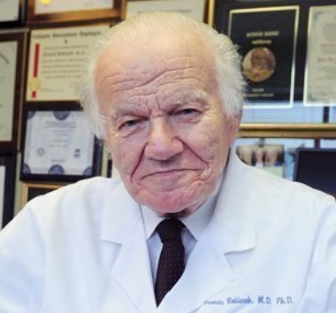 Francis Robicsek