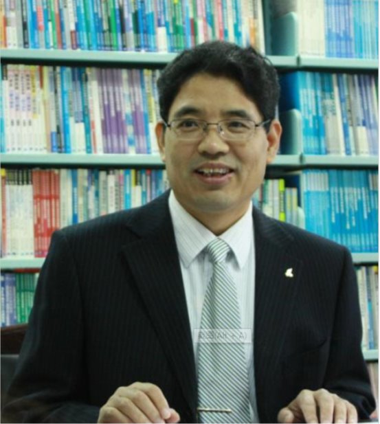 Peide Liu