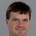 Simon Freeman