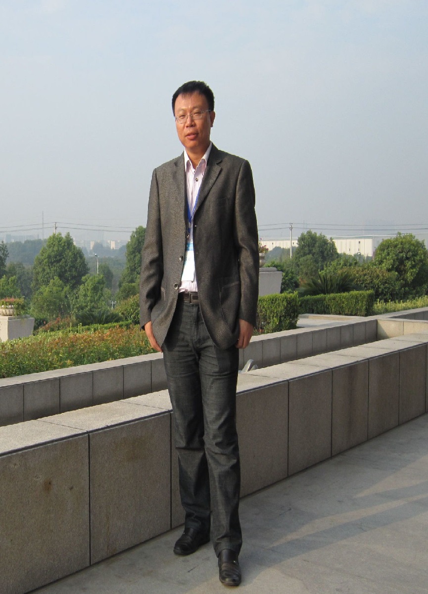 Ligang Chen