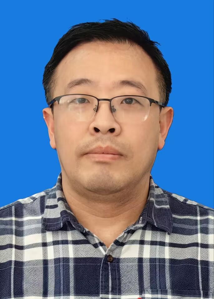 Kun Ye