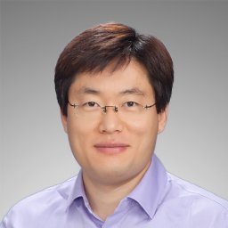 Joon-Mo Yang