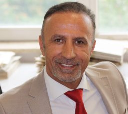 Latif Kurt