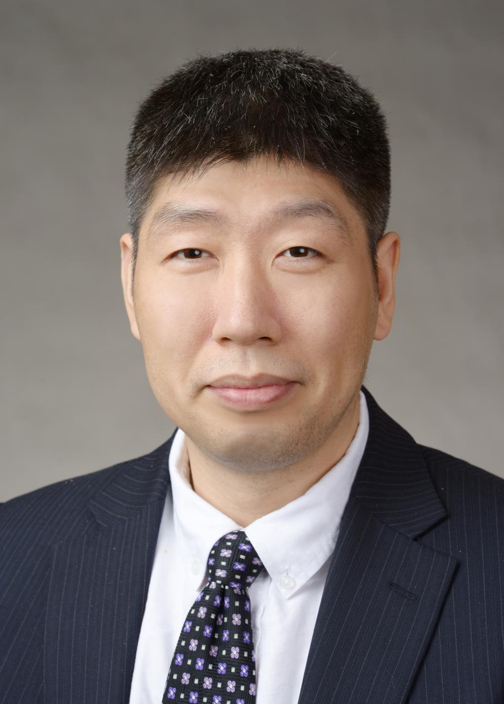 Fangjun Wang