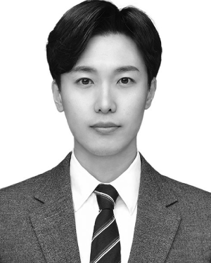 Kyeong-Rok Kim