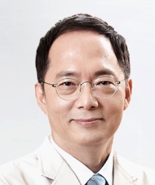 Seung Woo Park