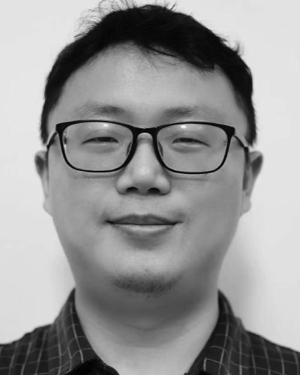 Xun Liu