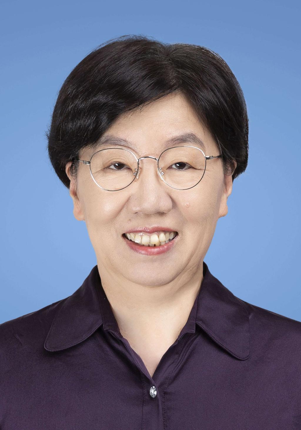 Xue Chen