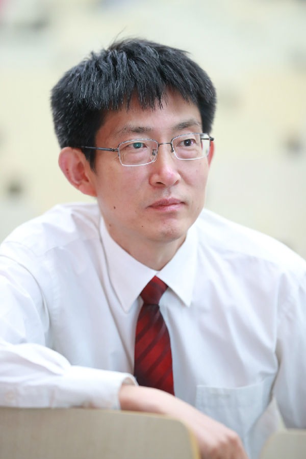 Yong Zhang