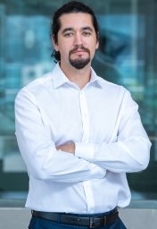 Daniel E Venegaspino