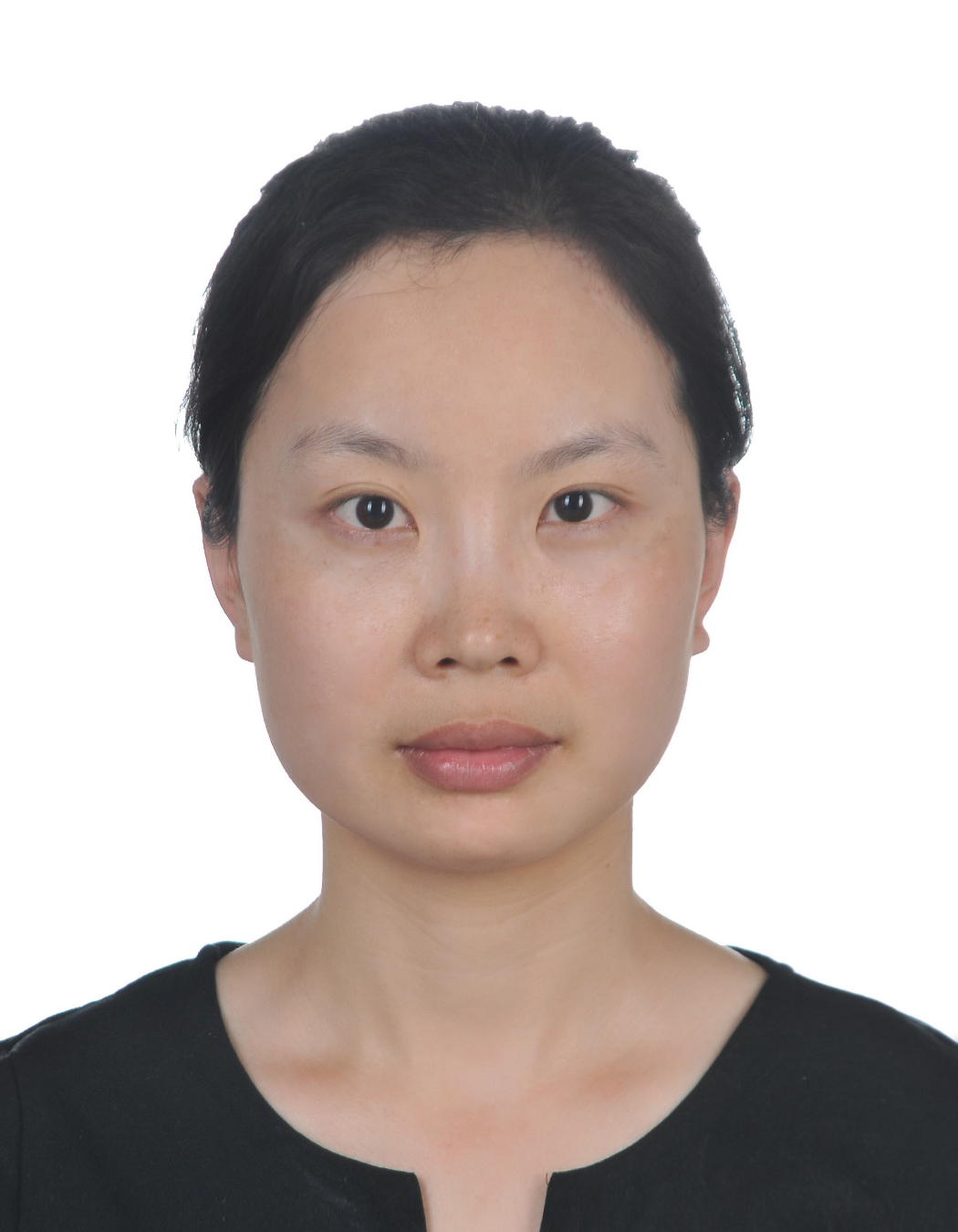 Hailun Lin