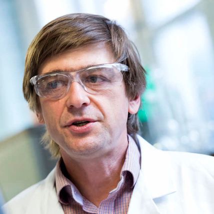 Anthony Kucernak