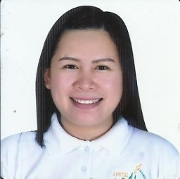 Gwen Iris Descalsota-Empleo