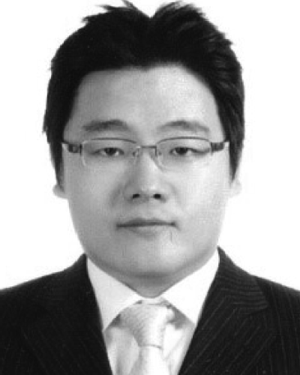 Sang-Kyu Lee