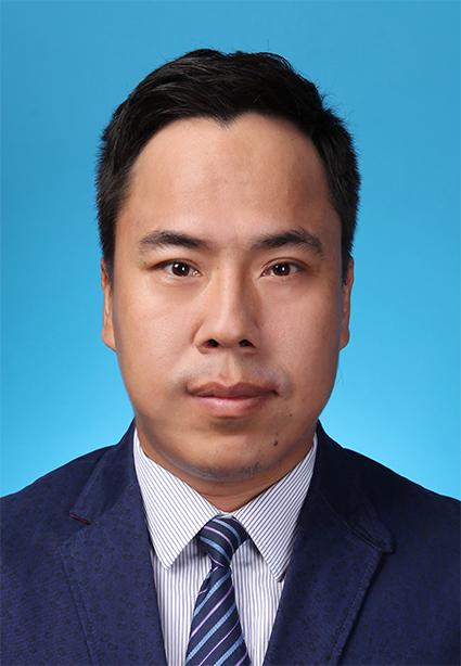 Yunhe Liu