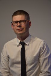 T. Dziubek