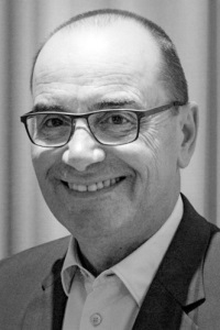 Robert Iansek