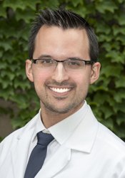 Esfahani Darian R