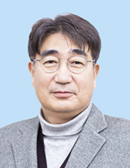 Jun Young Lee