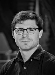 Eric J Stanton